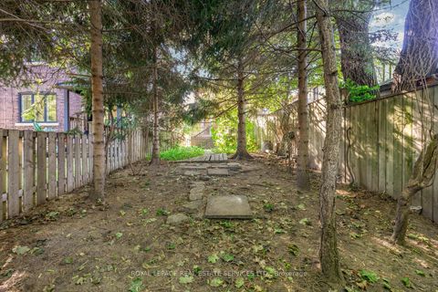 Photo 12 at 85 Kennedy Avenue, Swansea, Toronto