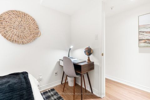 Photo 24 at 6 - 217 St. George Street, Annex, Toronto
