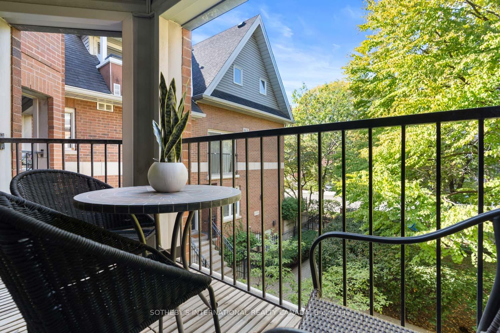 6 - 217 St. George Street, Annex, Toronto 