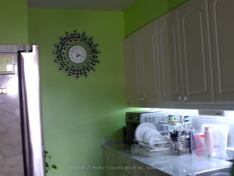 Photo 4 at 306 - 45 Silverstone Drive, Jamestown, Toronto