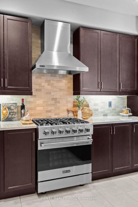 Photo 15 at 120 Jewel House Lane, Shore, Barrie