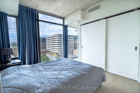 Photo 6 at 1005 - 111 Bathurst Street, Waterfront Communities C1, Toronto