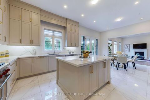 Photo 12 at 356 Touch Gold Crescent, Bayview Southeast, Aurora