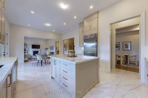 Photo 13 at 356 Touch Gold Crescent, Bayview Southeast, Aurora