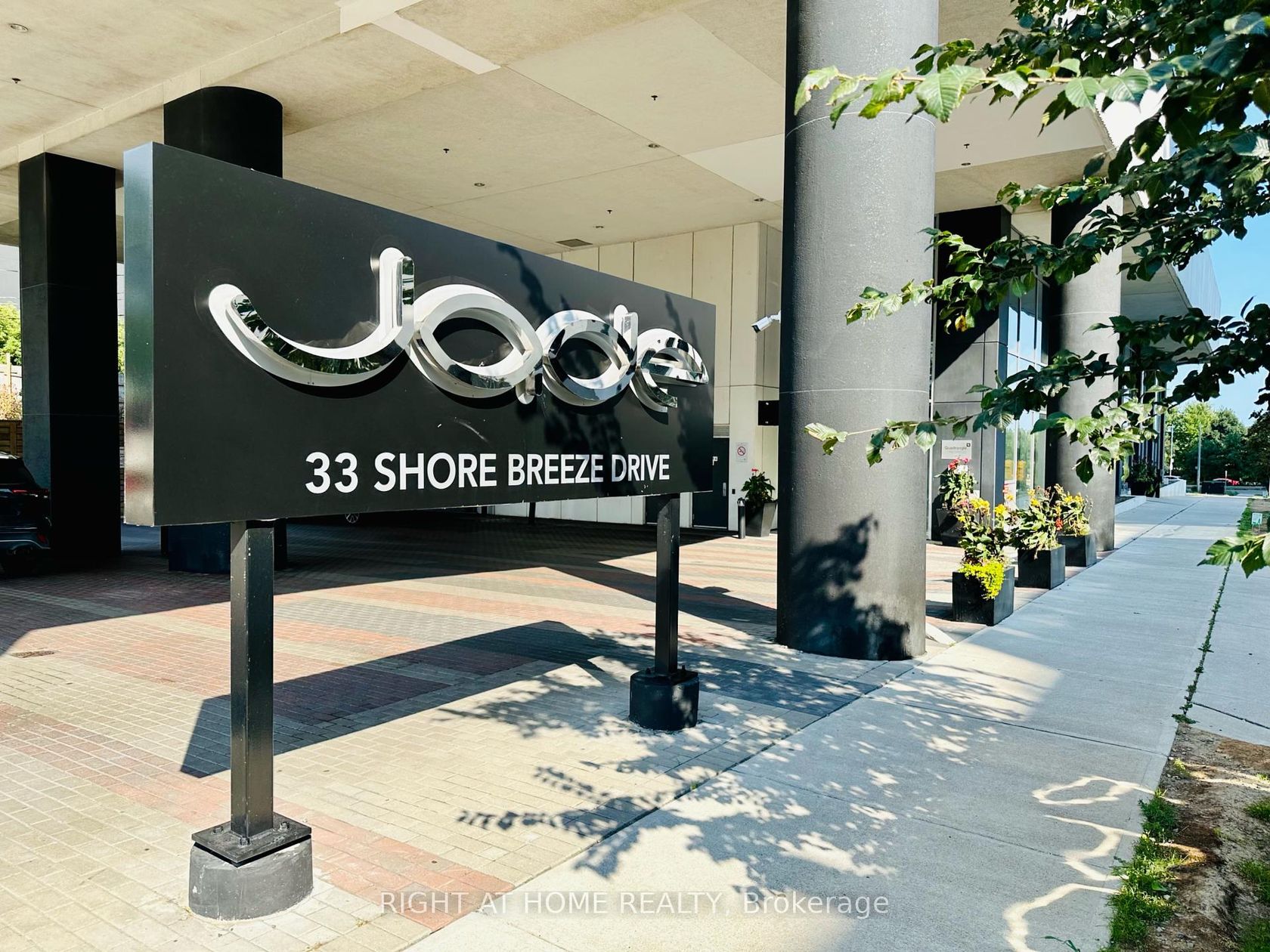 504 - 33 Shore Breeze Drive, Mimico, Toronto 