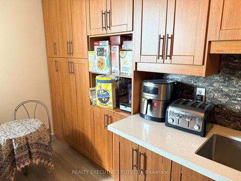 Photo 6 at 1610 - 5 Old Sheppard Avenue E, Pleasant View, Toronto