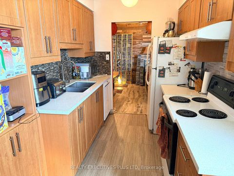 Photo 9 at 1610 - 5 Old Sheppard Avenue E, Pleasant View, Toronto