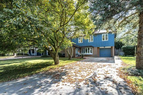 Photo 2 at 98 Selgrove Crescent, SW Southwest, Oakville