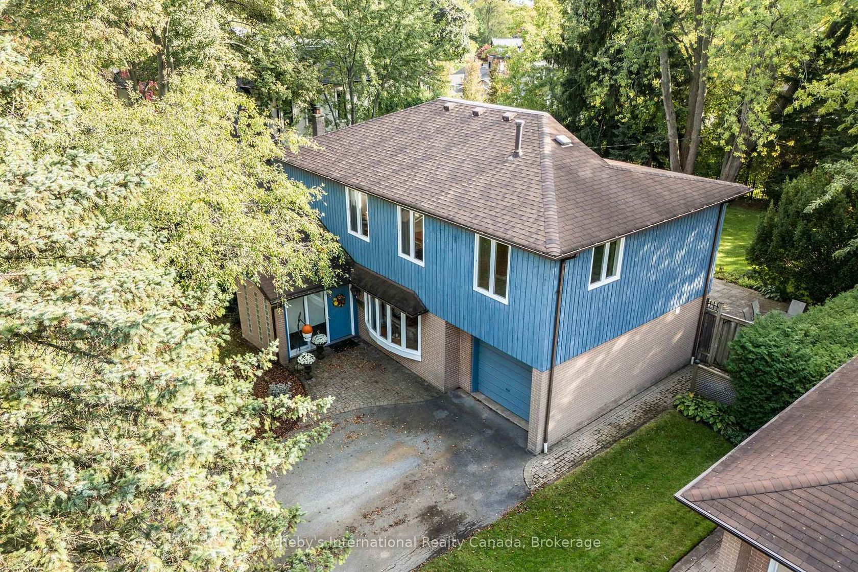 98 Selgrove Crescent, SW Southwest, Oakville 