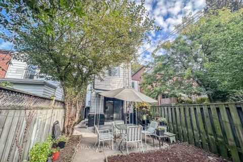 Photo 1 at 54 Brookfield Street, Bellwoods, Toronto