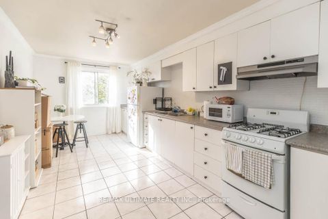 Photo 2 at 54 Brookfield Street, Bellwoods, Toronto