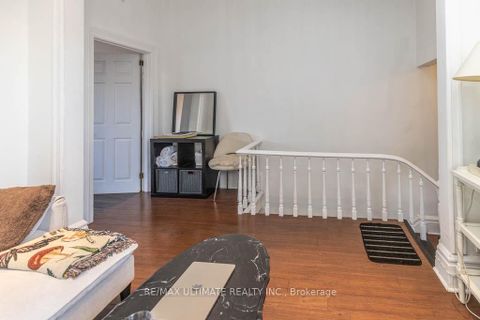 Photo 9 at 54 Brookfield Street, Bellwoods, Toronto