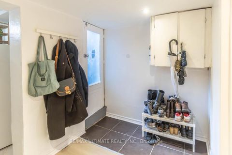 Photo 13 at 54 Brookfield Street, Bellwoods, Toronto