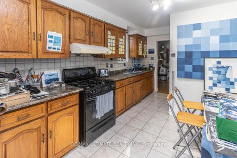 Photo 20 at 54 Brookfield Street, Bellwoods, Toronto