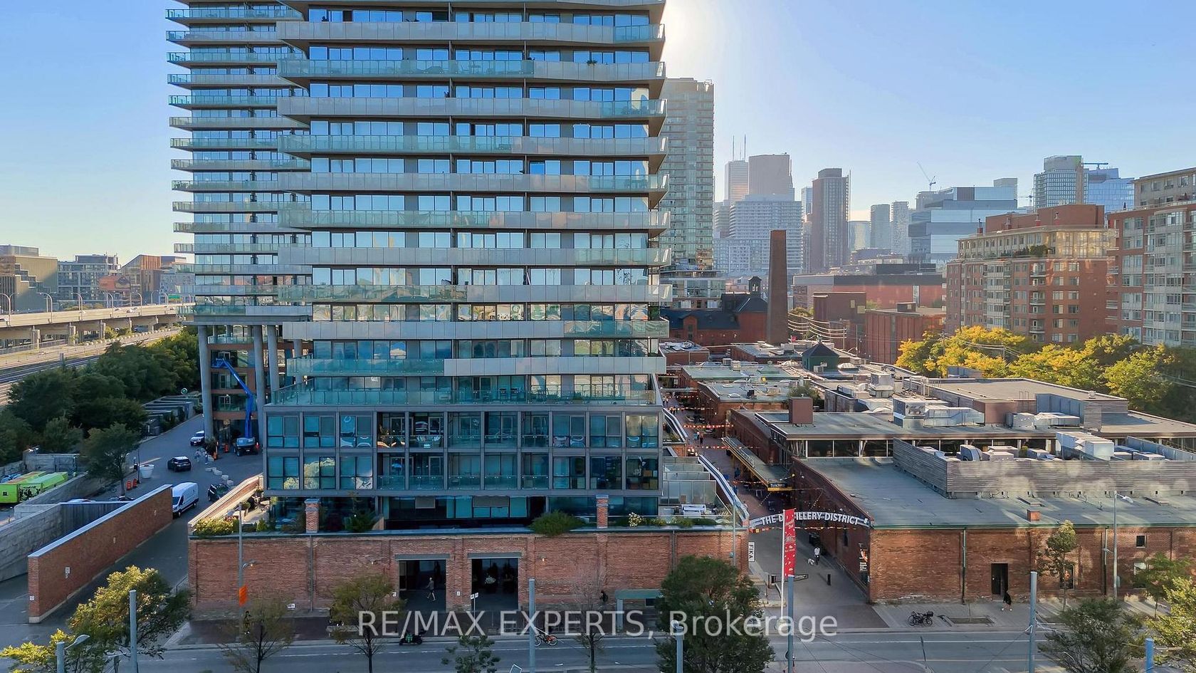 302 - 390 Cherry Street, Waterfront Communities C8, Toronto 