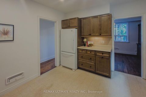 Photo 6 at 110 De Quincy Boulevard, Clanton Park, Toronto