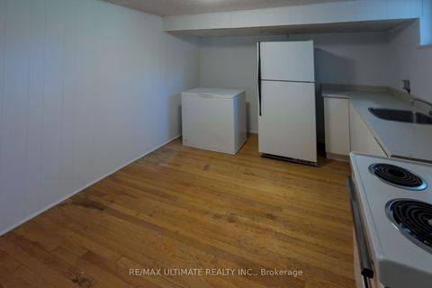 Photo 15 at 110 De Quincy Boulevard, Clanton Park, Toronto