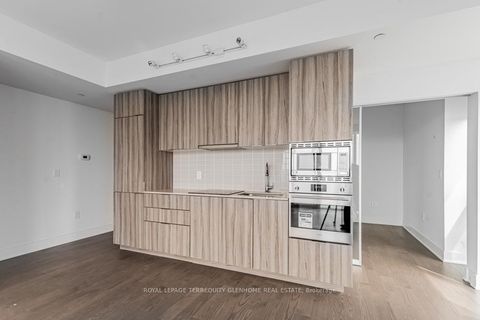 Photo 5 at 3106 - 955 Bay Street, Bay Street Corridor, Toronto
