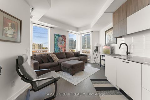 Photo 1 at 523 - 8888 Yonge Street, South Richvale, Richmond Hill