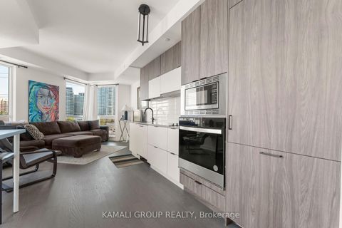 Photo 3 at 523 - 8888 Yonge Street, South Richvale, Richmond Hill