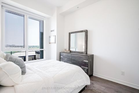 Photo 18 at 513 - 150 Oak Park Boulevard, RO River Oaks, Oakville