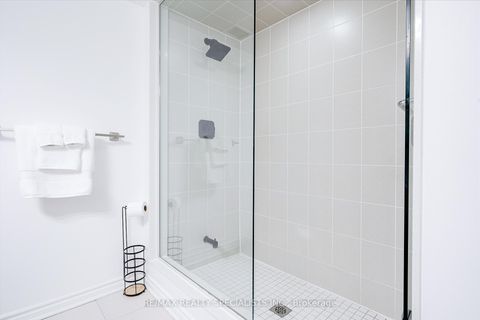 Photo 31 at 513 - 150 Oak Park Boulevard, RO River Oaks, Oakville