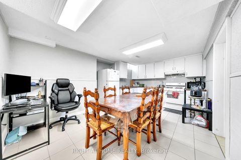 Photo 23 at 8 Terra Road, East Woodbridge, Vaughan