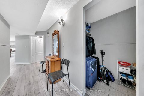 Photo 31 at 8 Terra Road, East Woodbridge, Vaughan