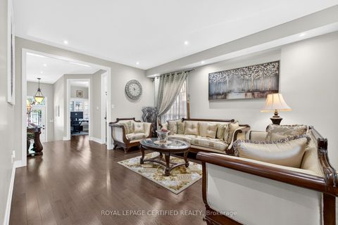 Photo 13 at 1468 Liverpool Street, WT West Oak Trails, Oakville