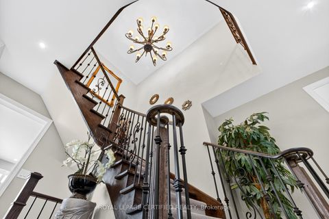 Photo 28 at 1468 Liverpool Street, WT West Oak Trails, Oakville