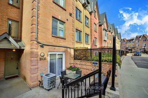 Photo 2 at 1036 - 75 Weldrick Road E, Observatory, Richmond Hill