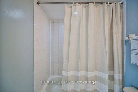 Photo 25 at 1036 - 75 Weldrick Road E, Observatory, Richmond Hill