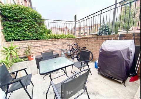 Photo 34 at 1036 - 75 Weldrick Road E, Observatory, Richmond Hill