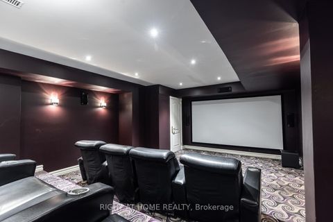 Photo 11 at 38 Sugarbush Court E, East Woodbridge, Vaughan