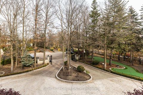 Photo 27 at 38 Sugarbush Court E, East Woodbridge, Vaughan