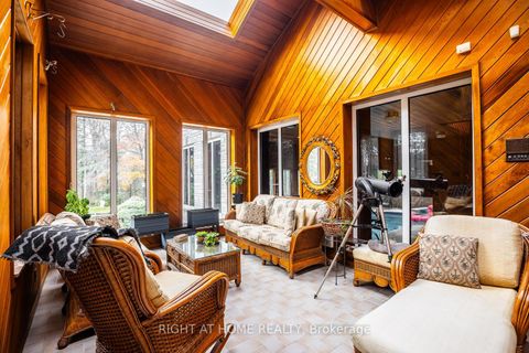 Photo 30 at 38 Sugarbush Court E, East Woodbridge, Vaughan