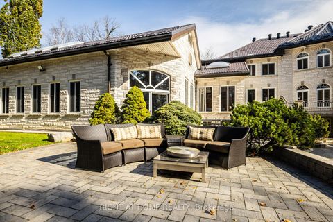 Photo 35 at 38 Sugarbush Court E, East Woodbridge, Vaughan