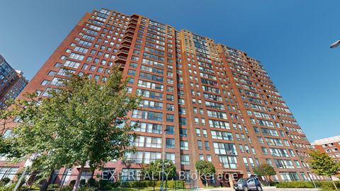 Photo 1 at 712 - 330 McCowan Road, Eglinton East, Toronto