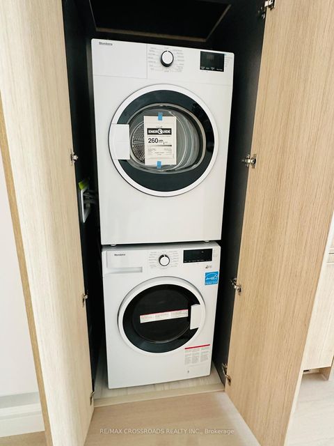 Photo 14 at 1506 - 81 Wellesley Street E, Yonge Corridor, Toronto Photo 14 at 1506 - 81 Wellesley Street E, Yonge Corridor, Toronto