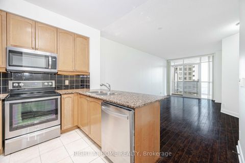 Photo 5 at 1002 - 70 Absolute Avenue, City Centre, Mississauga