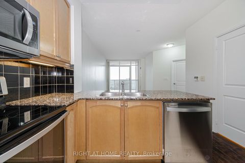 Photo 8 at 1002 - 70 Absolute Avenue, City Centre, Mississauga