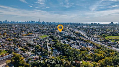 Photo 12 at 1 - 630 Rogers Road, Eglinton West, Toronto