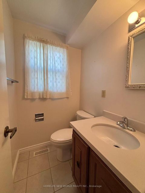 Photo 10 at 37 Mossbrook Crescent, Steeles, Toronto