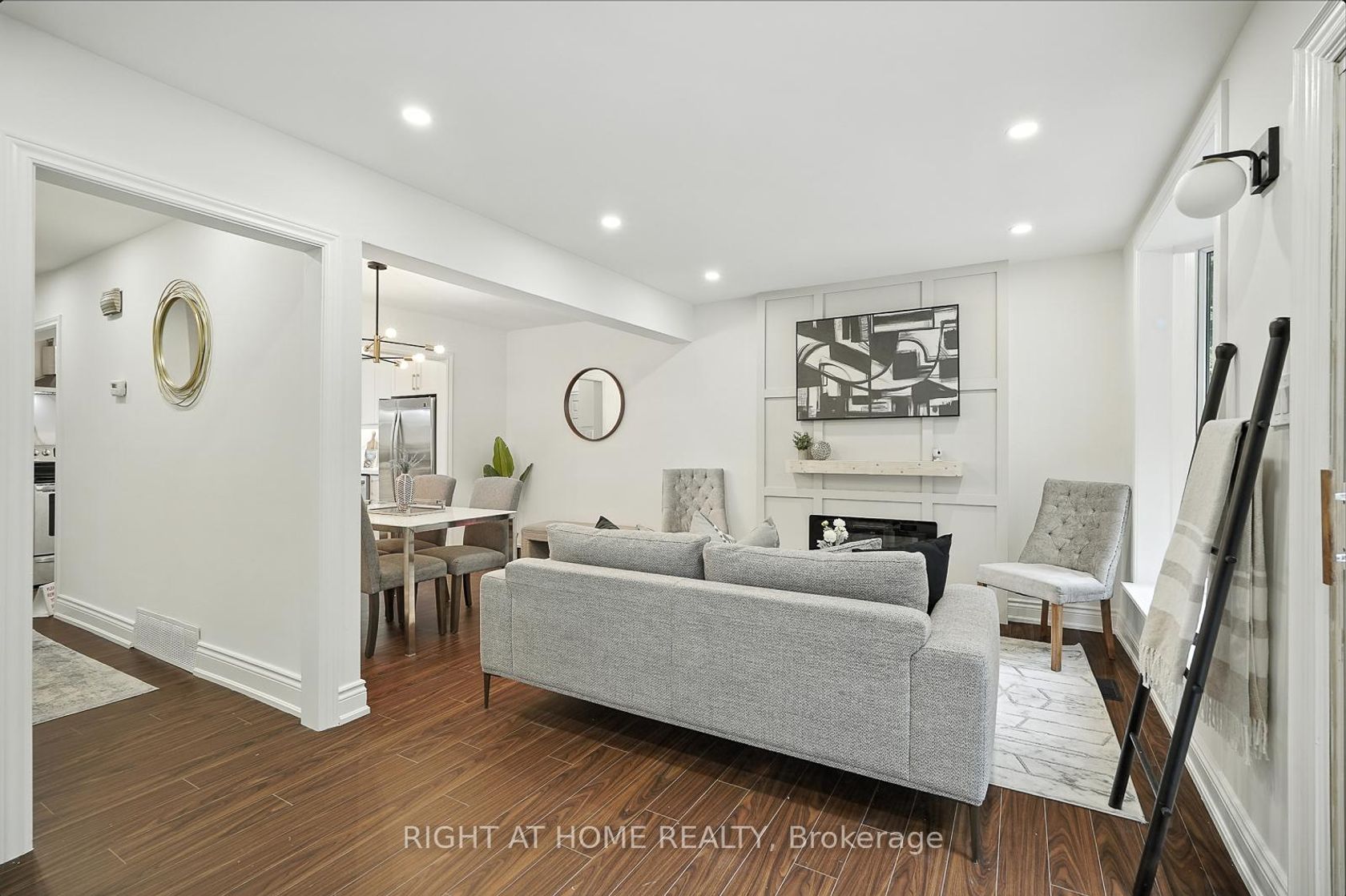 413 Enfield Road, LaSalle, Burlington 