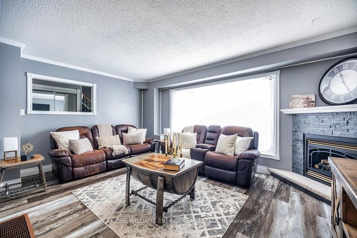 Photo 15 at 416 Mayfair Avenue, Centennial, Oshawa