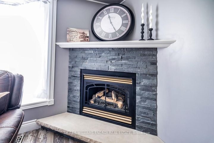 Photo 16 at 416 Mayfair Avenue, Centennial, Oshawa
