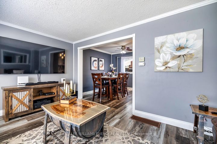 Photo 18 at 416 Mayfair Avenue, Centennial, Oshawa