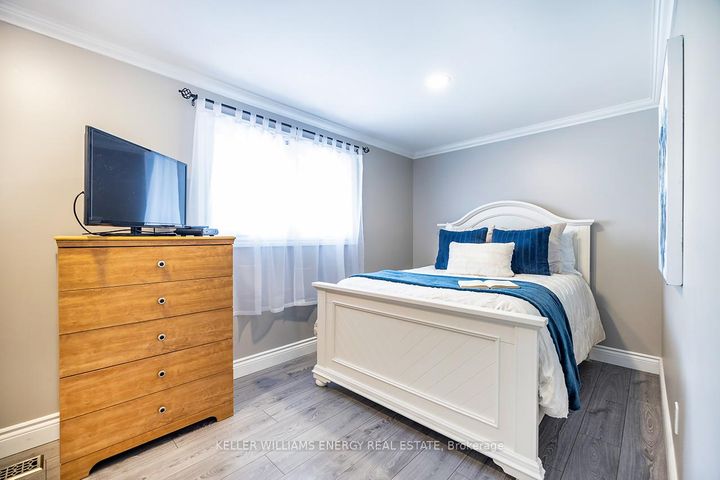 Photo 22 at 416 Mayfair Avenue, Centennial, Oshawa