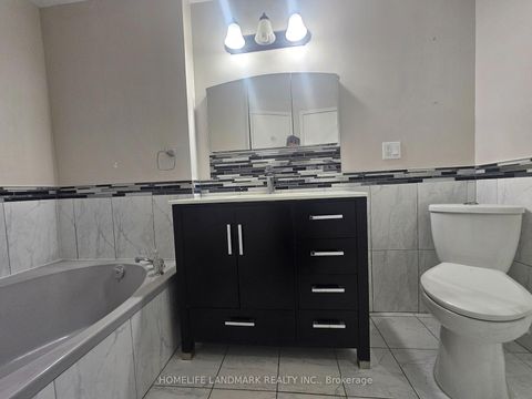 Photo 20 at 796 Bennett Crescent, Pinecrest, Oshawa