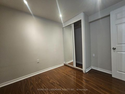 Photo 26 at 796 Bennett Crescent, Pinecrest, Oshawa